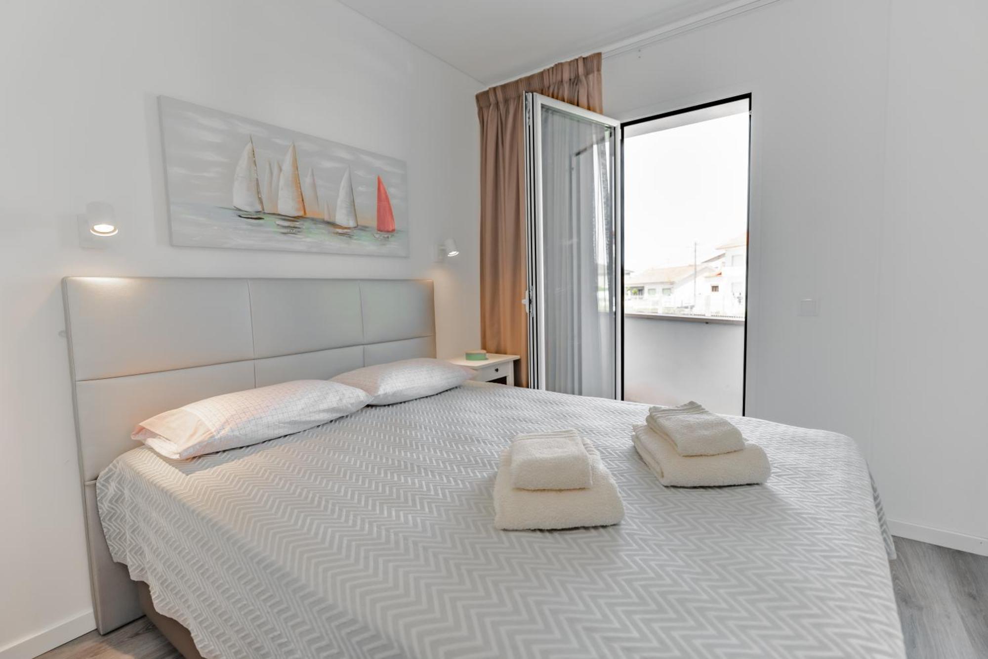 Casa Dos Terracos Apartamentos ساو مارتينهو دو بورتو المظهر الخارجي الصورة
